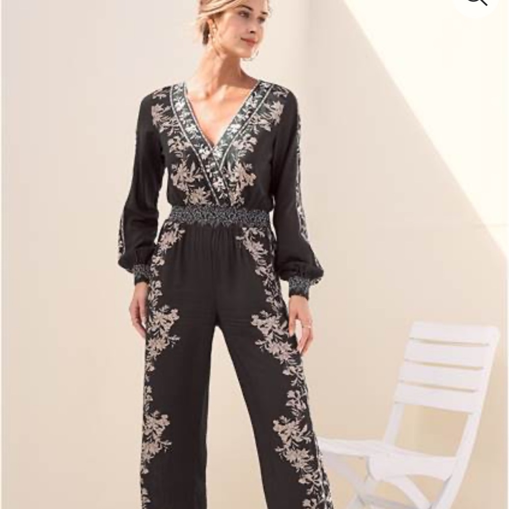 Venus leaf print jumpsuit in size 20